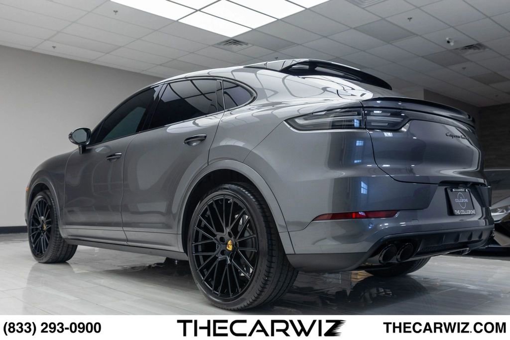 Used 2023 Porsche Cayenne Turbo AWD/4WD image 14