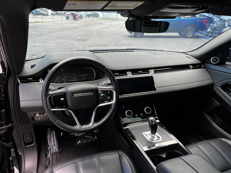 Used 2023 Land Rover Range Rover Evoque R-Dynamic SE AWD/4WD image 25
