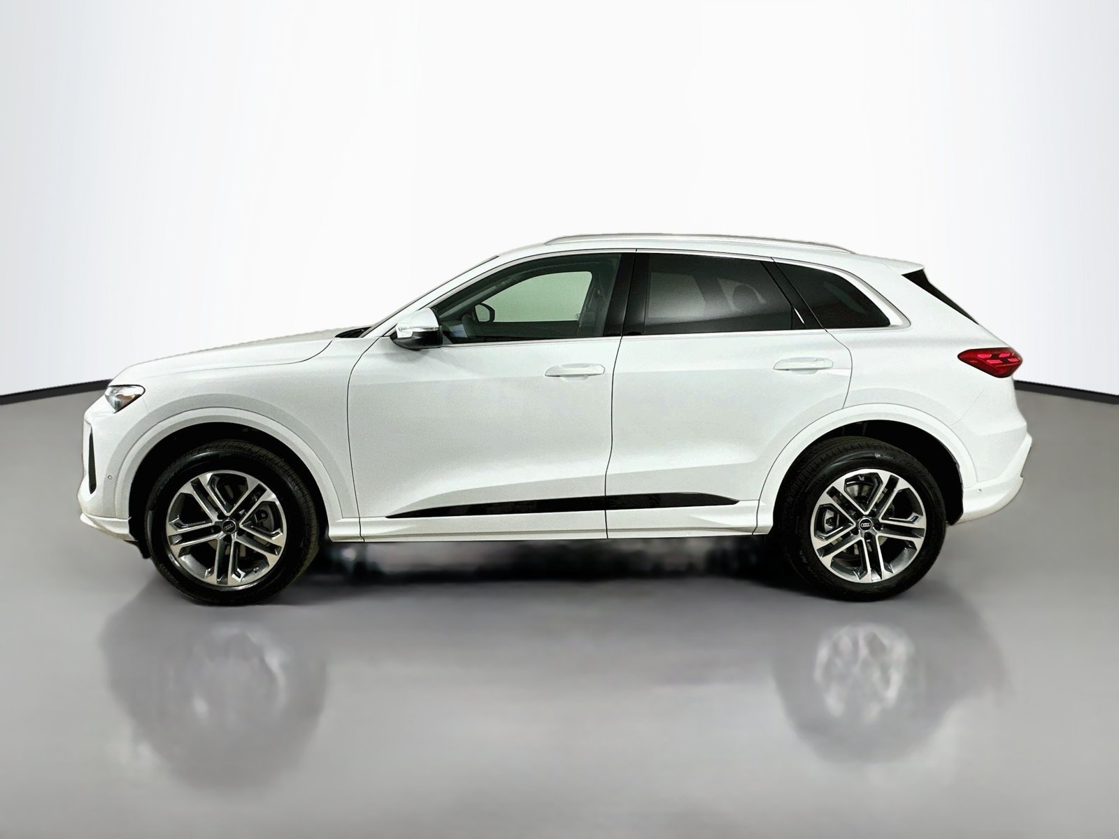 New 2026 Audi Q5 Premium Plus AWD/4WD image 8