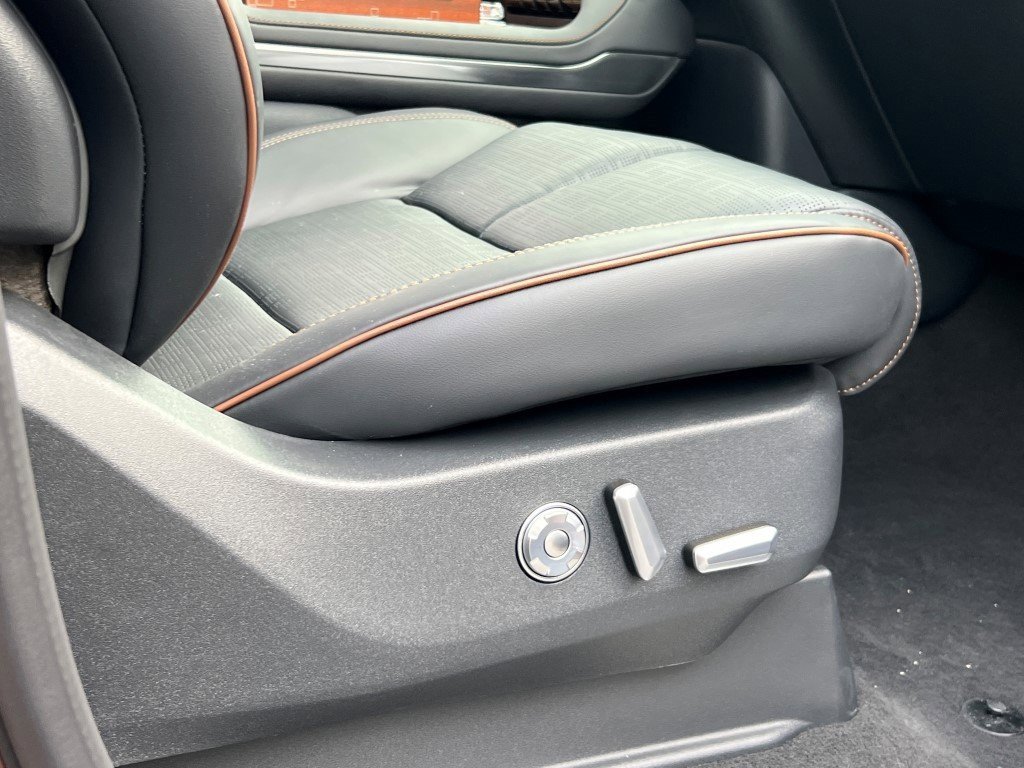 New 2026 Lincoln Navigator Black Label image 11