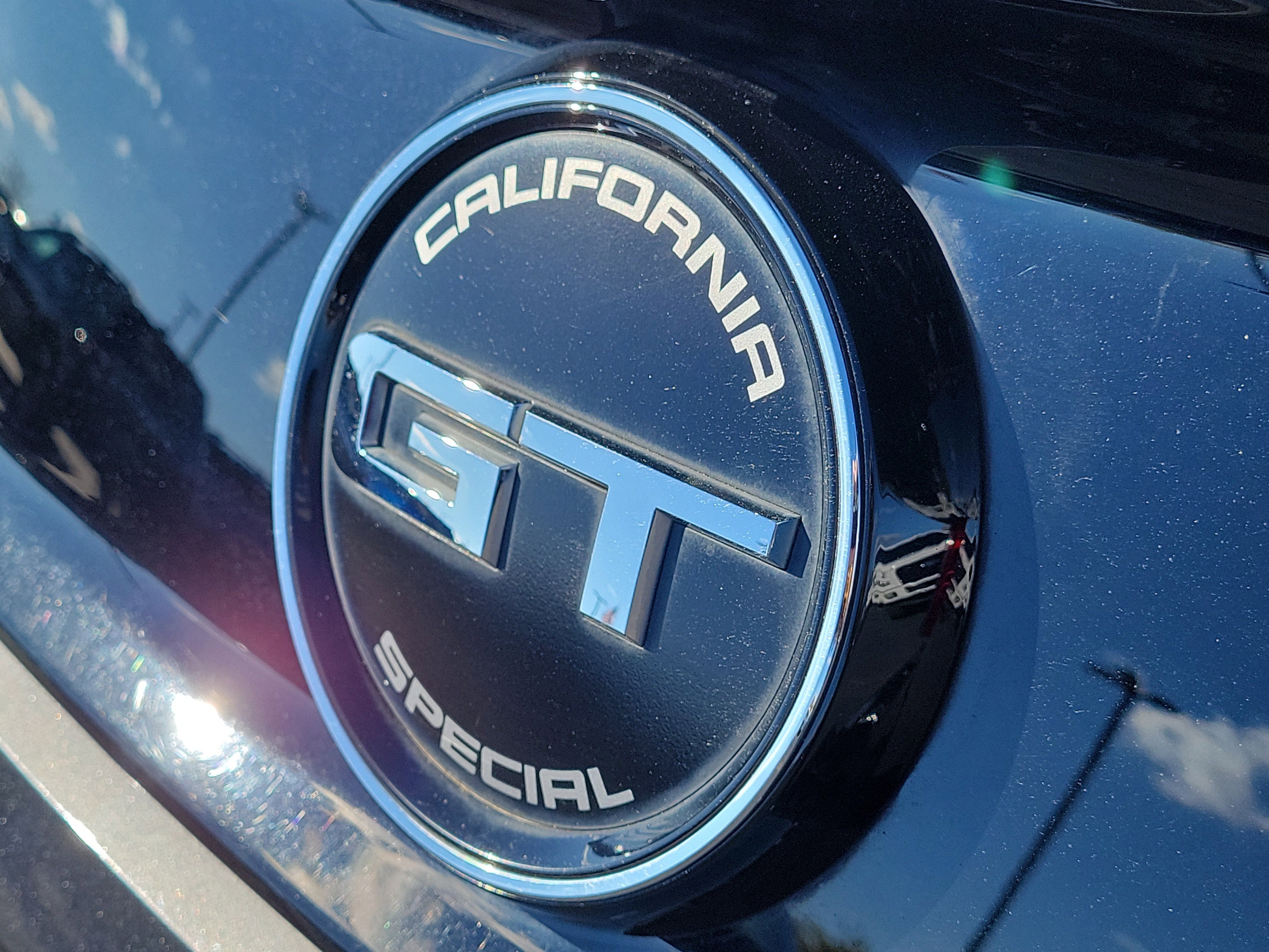 Used 2017 Ford Mustang GT Premium image 6