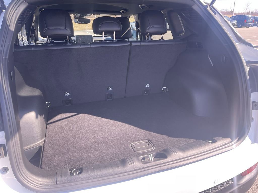 Used 2024 Jeep Compass Limited image 15