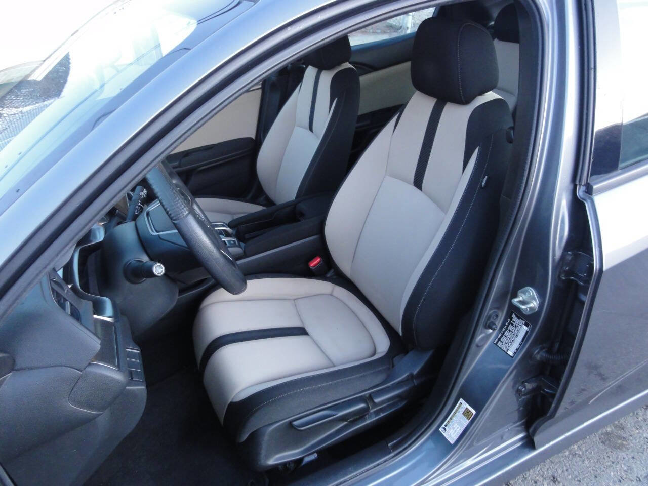 Used 2018 Honda Civic EX image 11