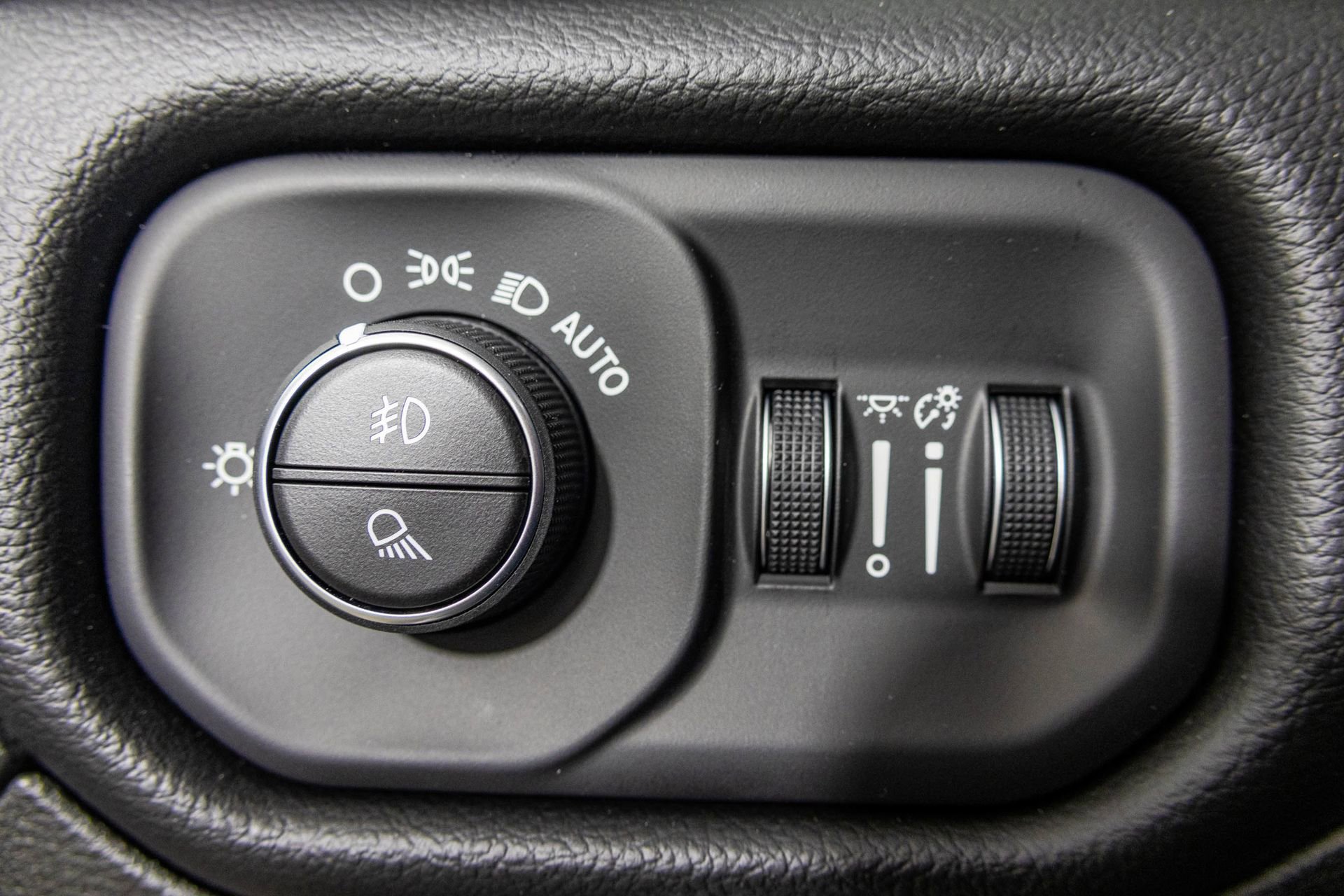New 2026 RAM 1500 RHO AWD/4WD image 32