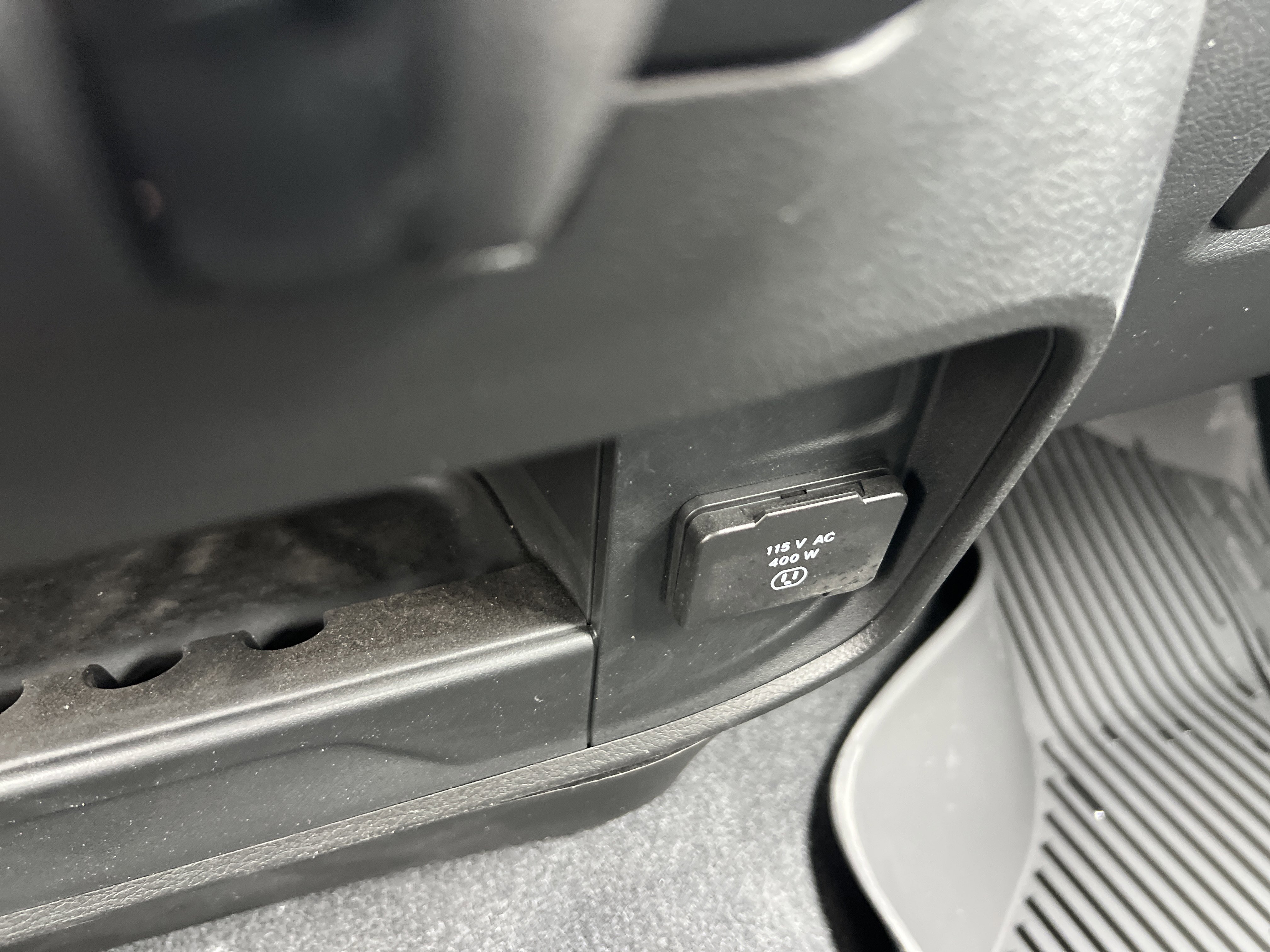 Used 2025 RAM 2500 Tradesman image 21