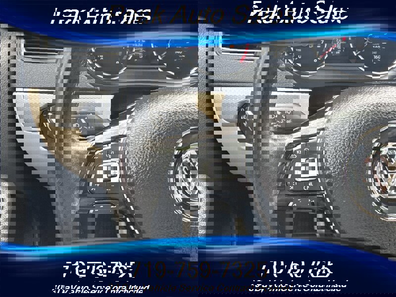 Used 2016 Volkswagen Jetta SE image 12