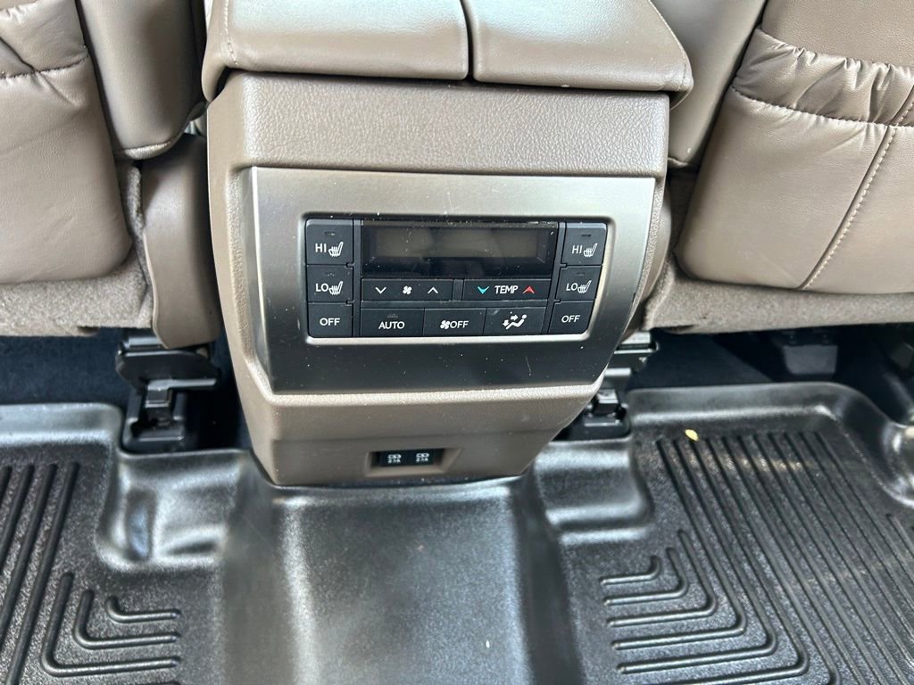 Used 2022 Lexus GX 460 Premium w/ Premium Package image 46