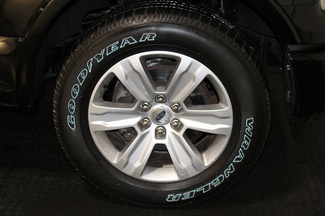 Used 2015 Ford F150 Platinum image 43