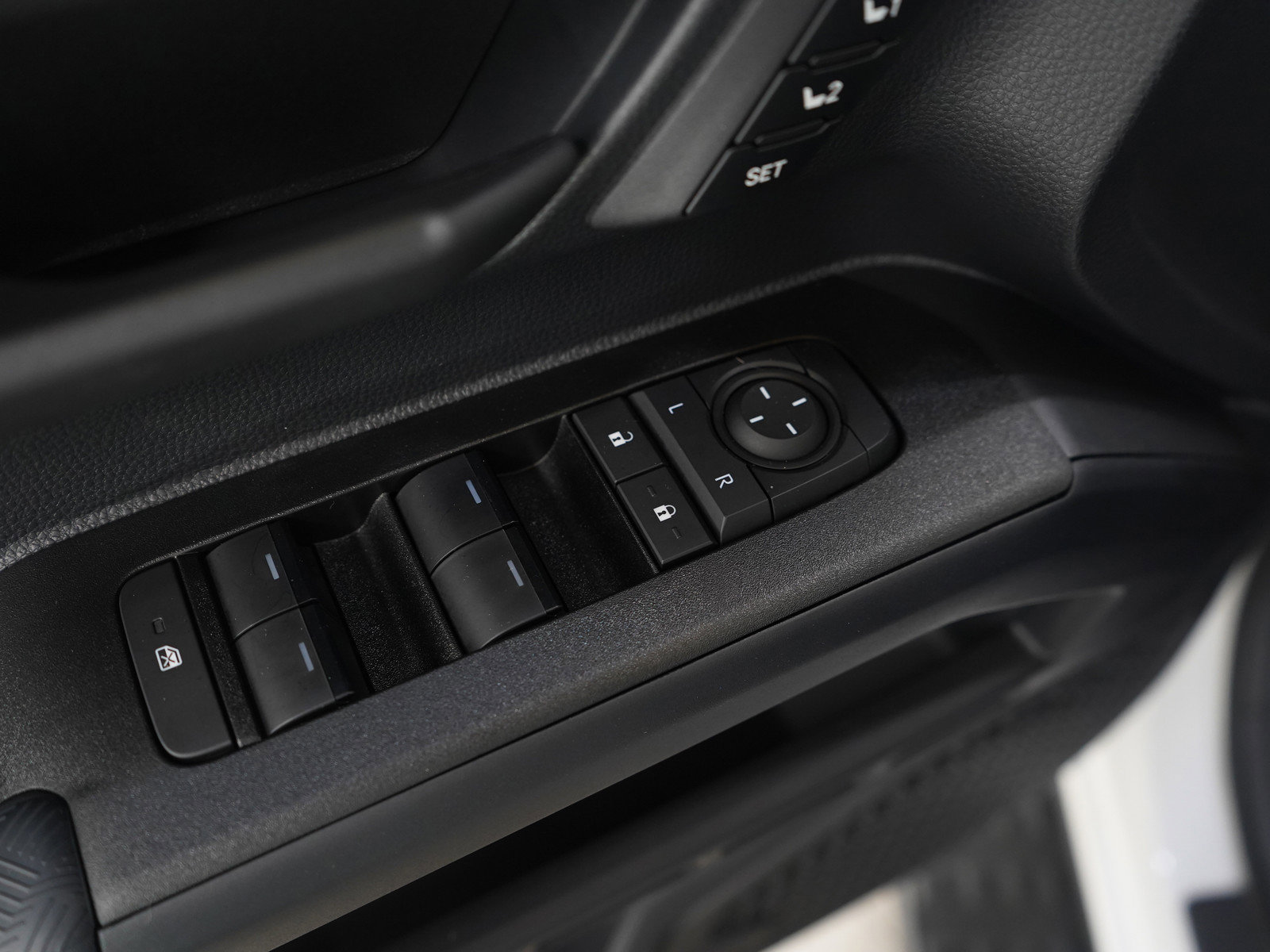 Used 2025 Toyota 4Runner TRD Off-Road Premium image 24