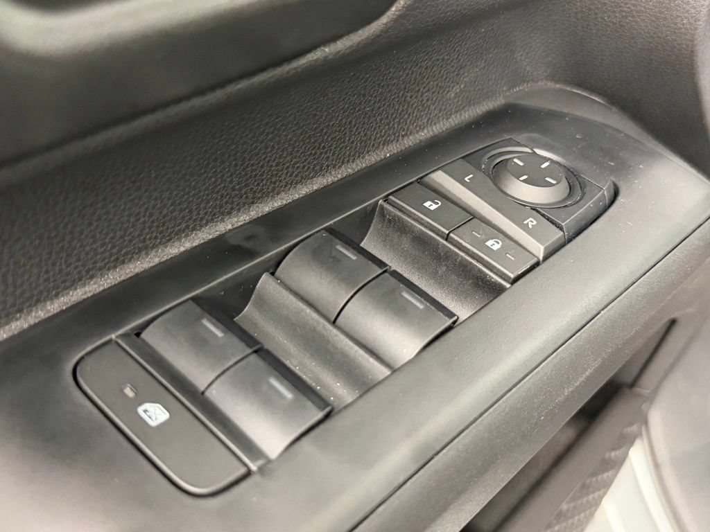 Used 2026 Toyota Tacoma SR5 AWD/4WD image 20