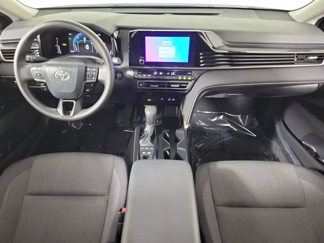 Used 2025 Toyota Camry LE FWD image 16
