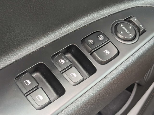 Certified 2023 Kia Rio LX FWD image 19