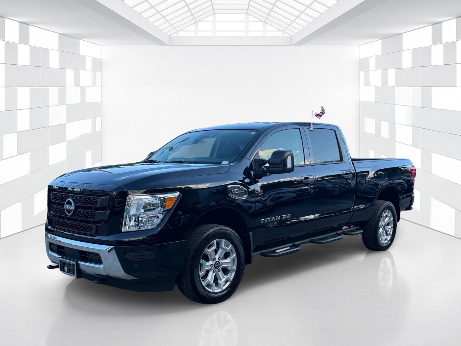 Certified 2024 Nissan Titan SV w/ SV Convenience Package AWD/4WD image 3