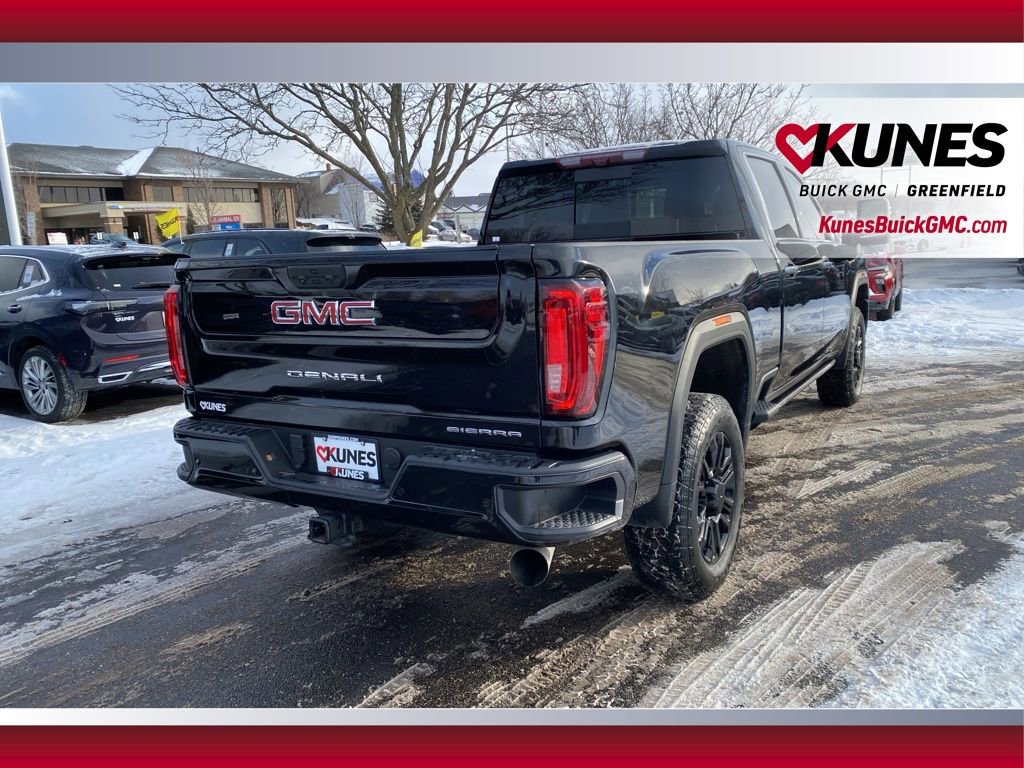 Used 2023 GMC Sierra 3500 Denali w/ Denali Black Diamond Edition image 5