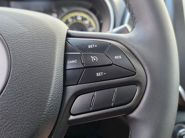 Used 2022 Jeep Cherokee Trailhawk w/ Sun, Sound & Nav Group image 27