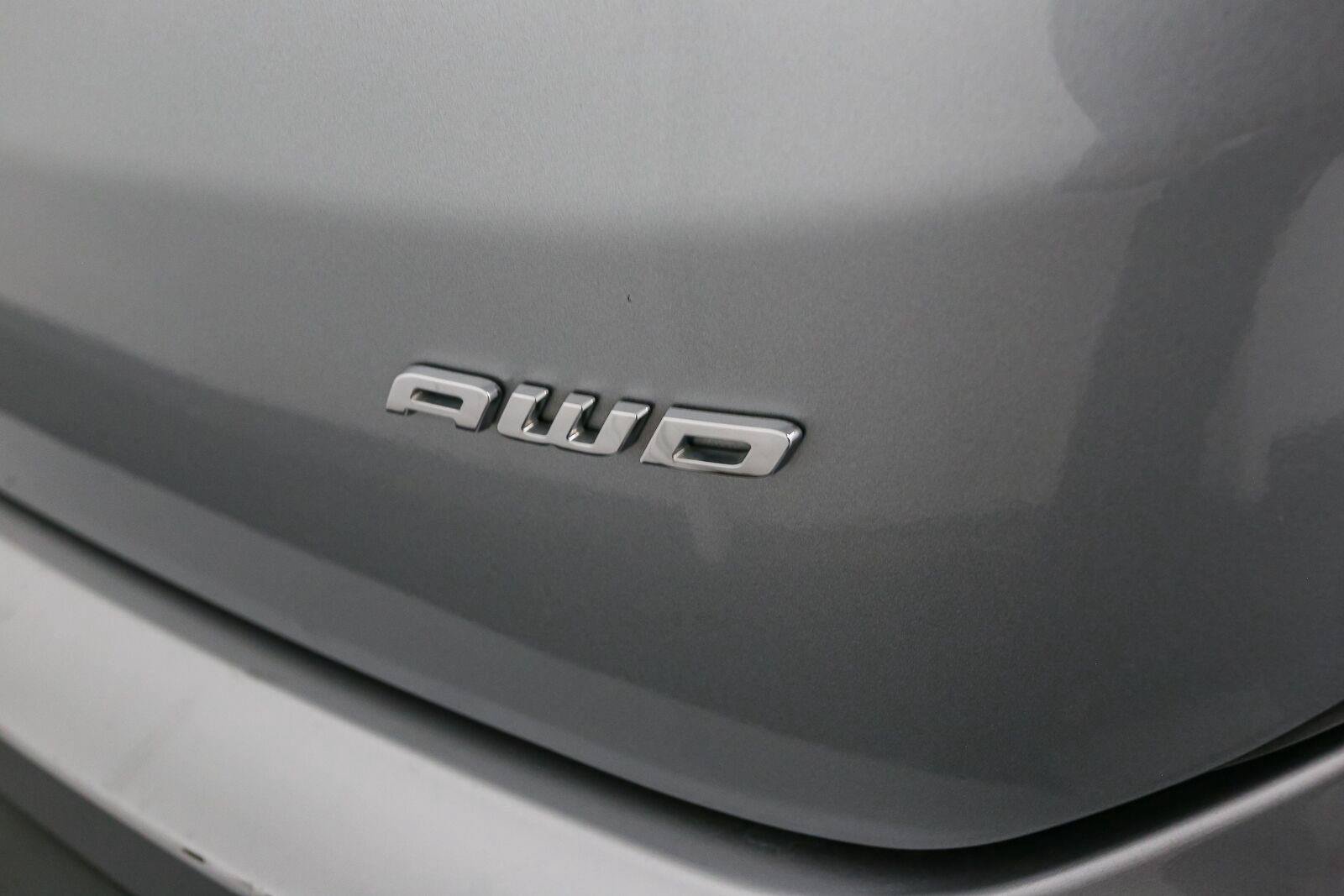 Used 2024 Ford Edge SEL AWD/4WD image 11