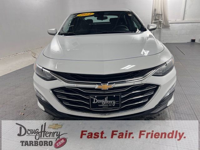 Used 2024 Chevrolet Malibu LT image 2