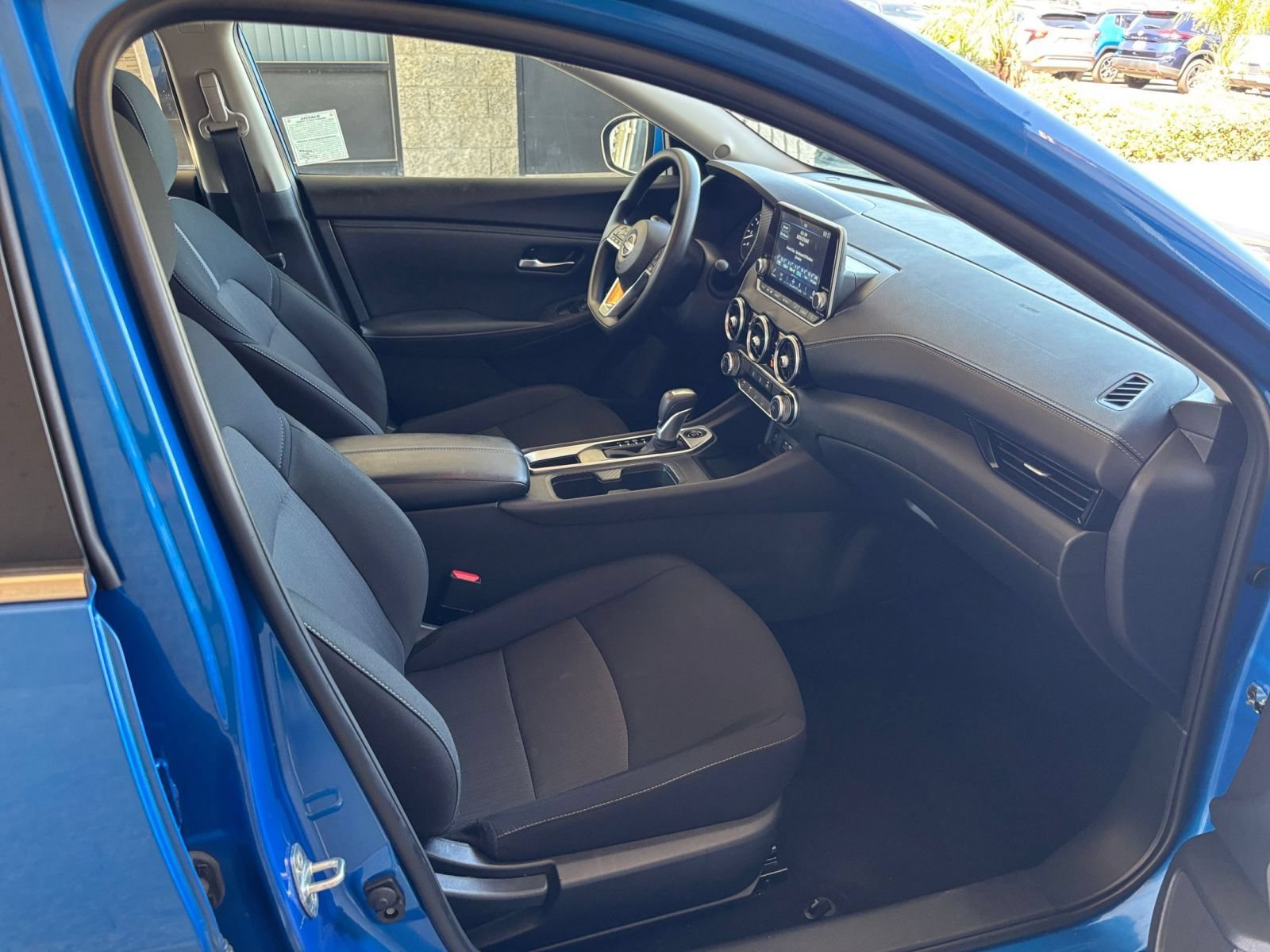 Used 2025 Nissan Sentra SV FWD image 34