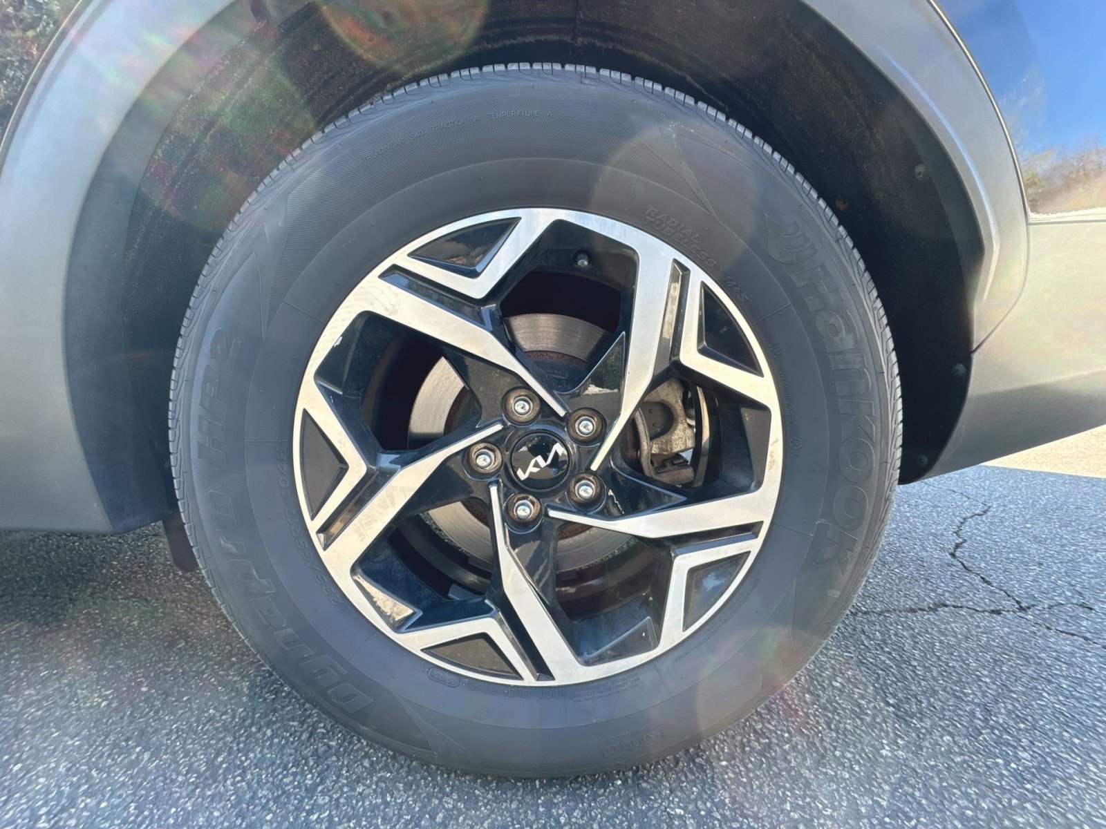 Used 2023 Kia Sportage LX image 25