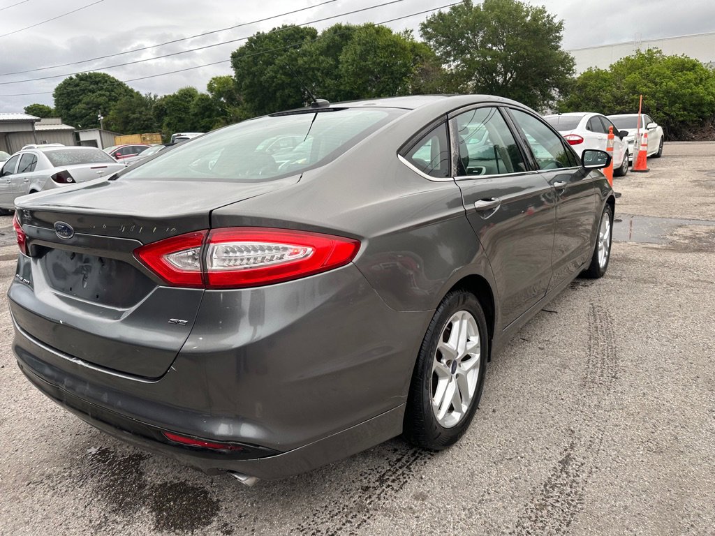 Used 2014 Ford Fusion SE image 6
