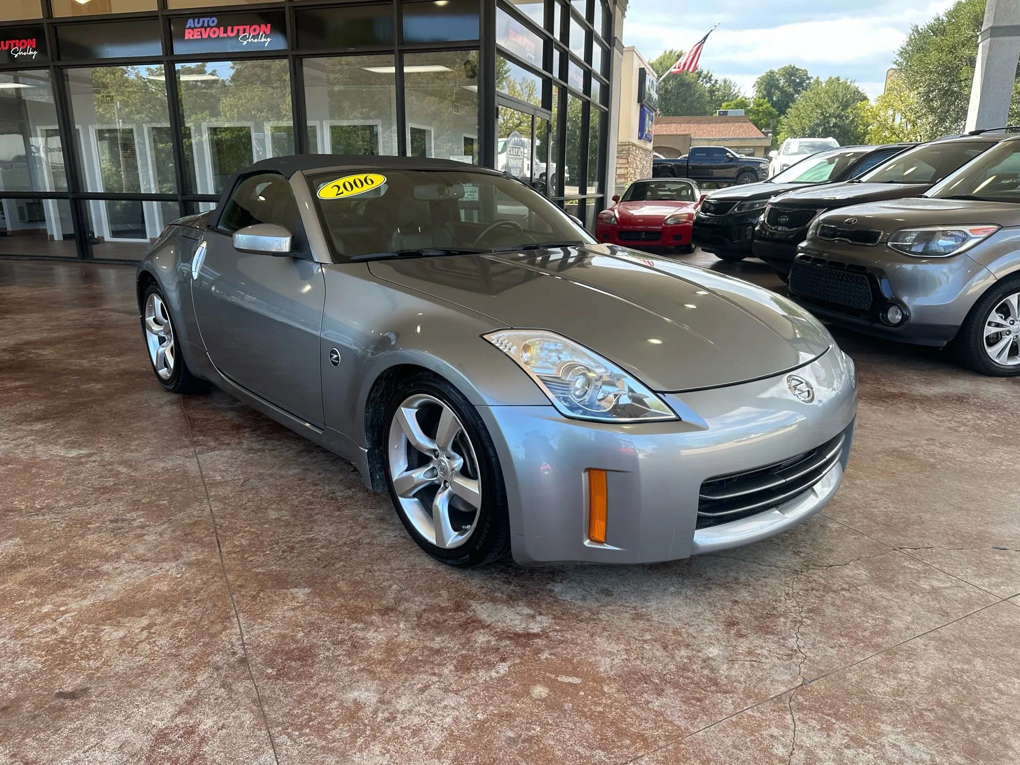 Used 2006 Nissan 350Z for Sale - Kelley Blue Book, image size:2048x1536
