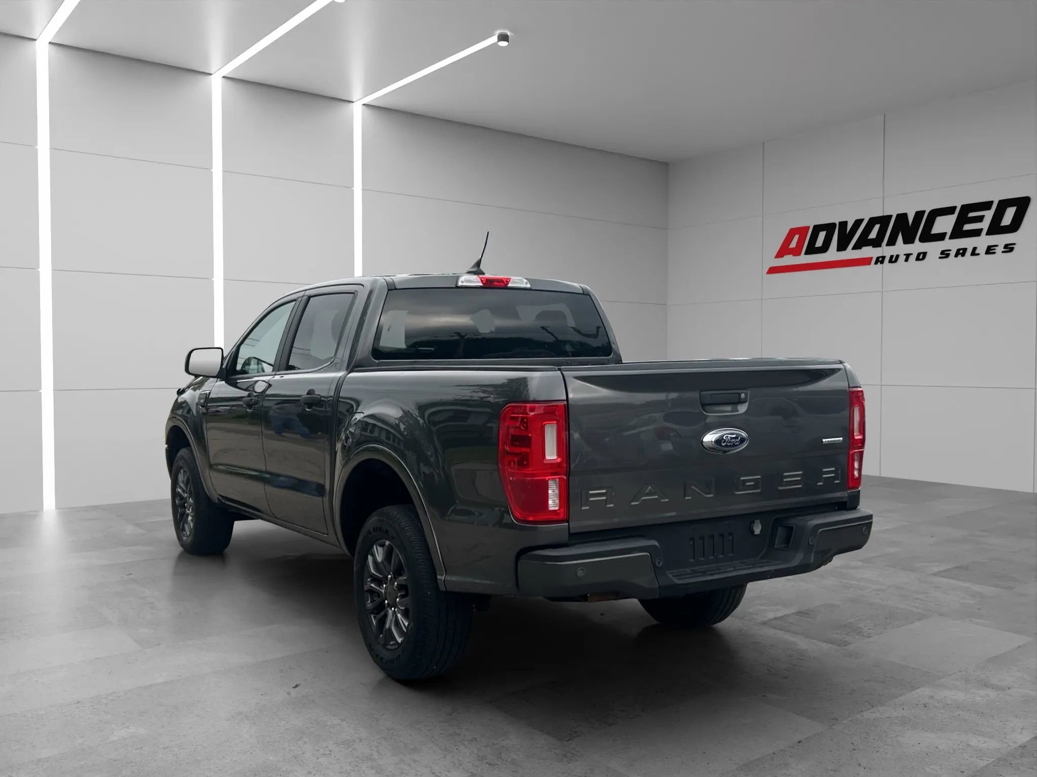 Used 2019 Ford Ranger XLT w/ Equipment Group 301A Mid image 4