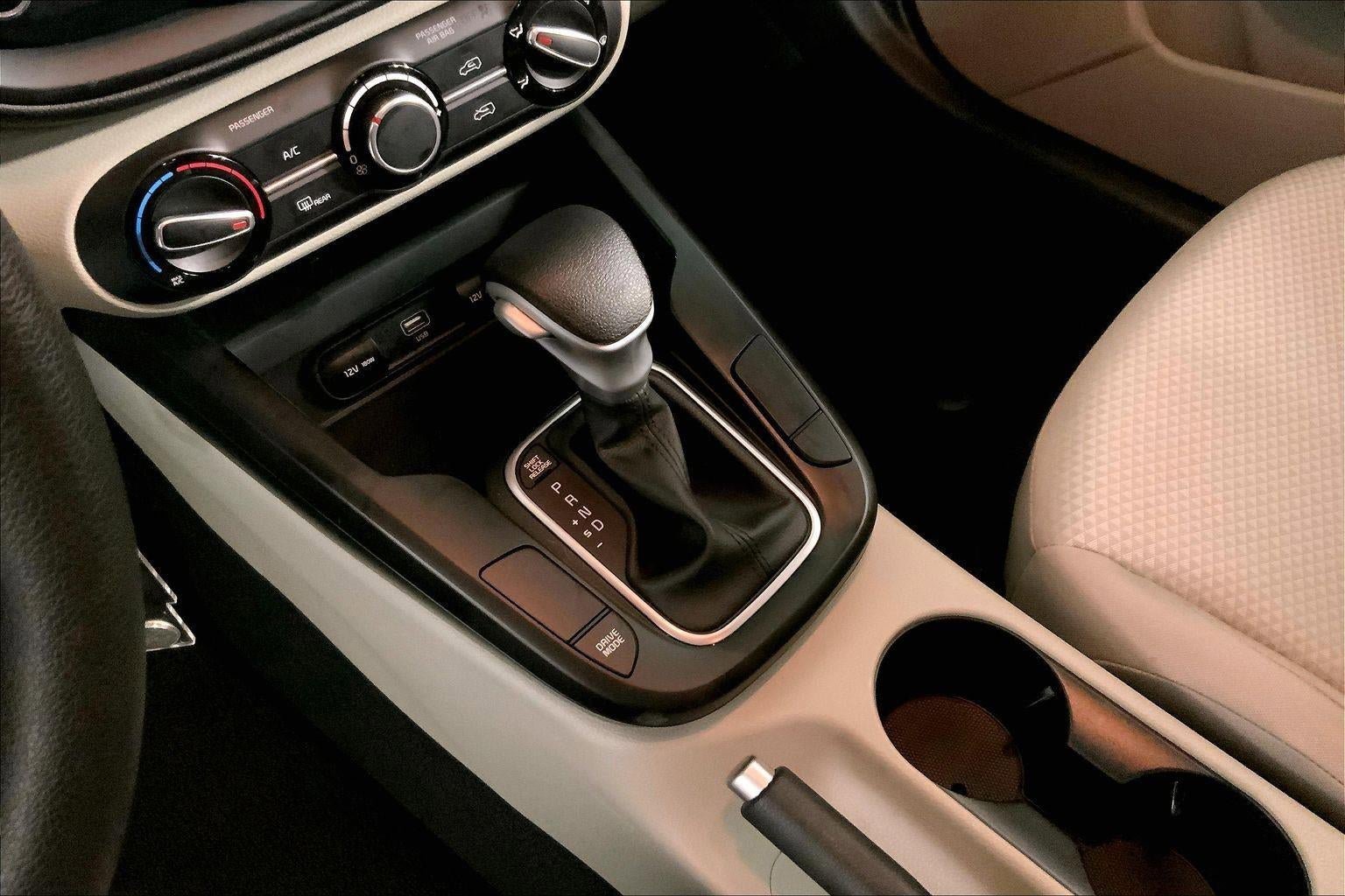 Certified 2025 Kia Soul LX image 17