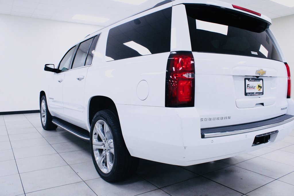 Used 2020 Chevrolet Suburban Premier image 3