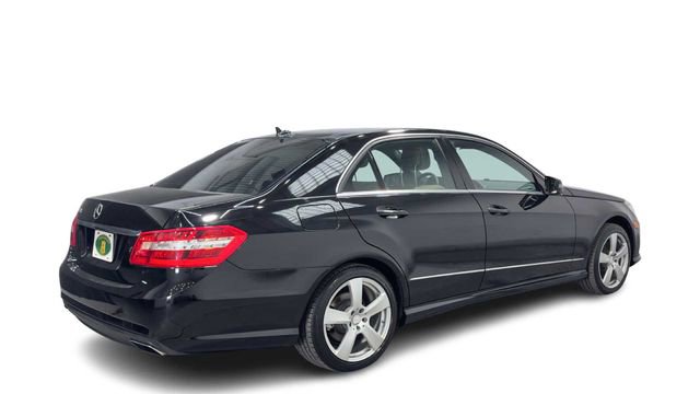Used 2010 Mercedes-Benz E 350 Sedan image 2