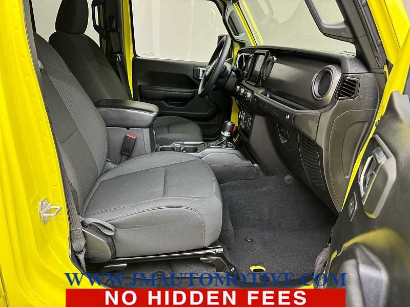 Used 2023 Jeep Wrangler Unlimited w/ Sun & Screen Package AWD/4WD image 21
