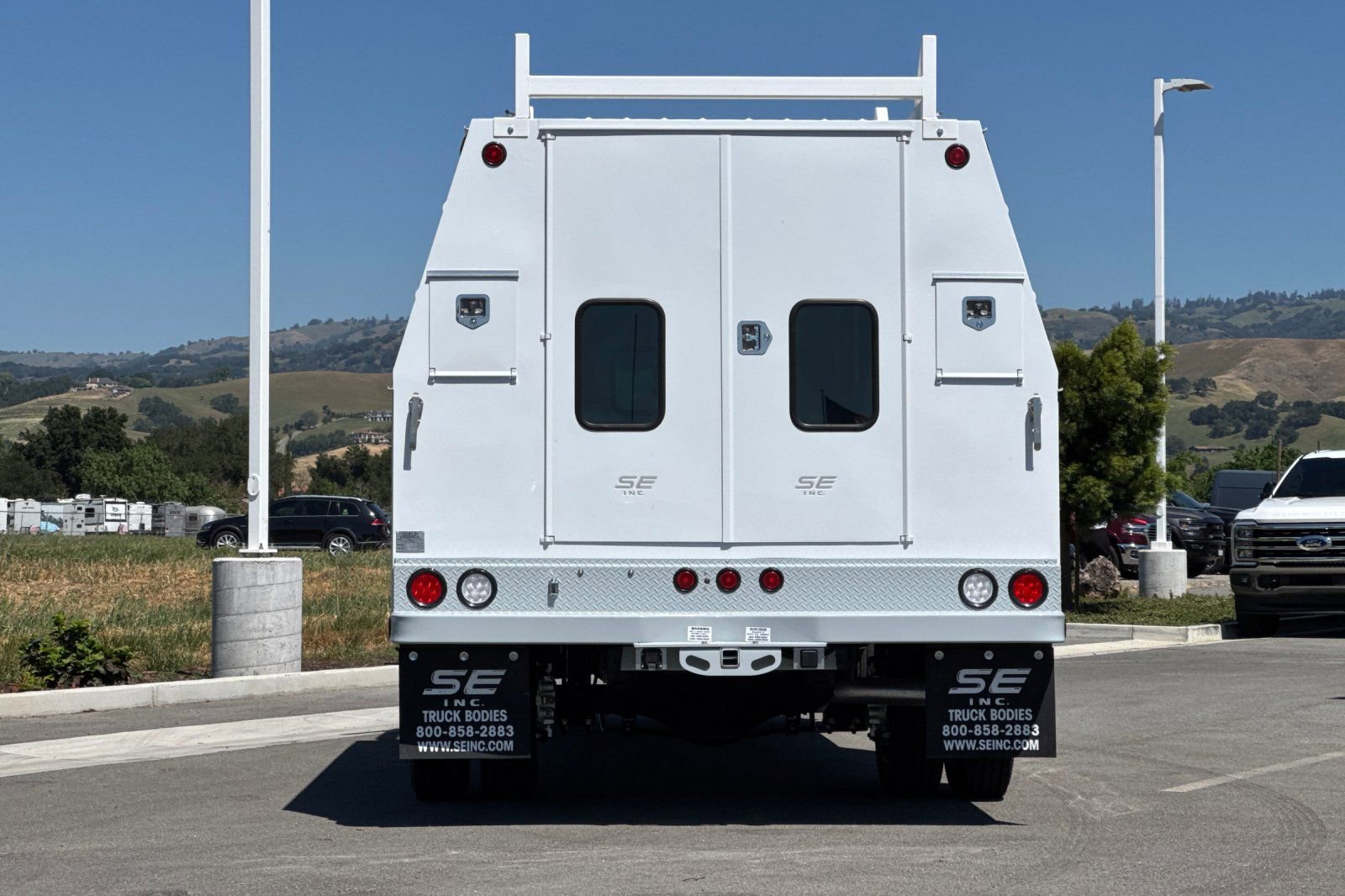 New 2026 RAM 4500 Tradesman AWD/4WD image 5
