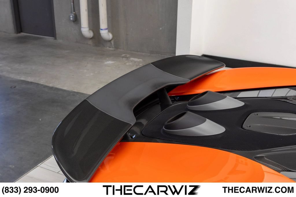 Used 2019 McLaren 600LT RWD image 30
