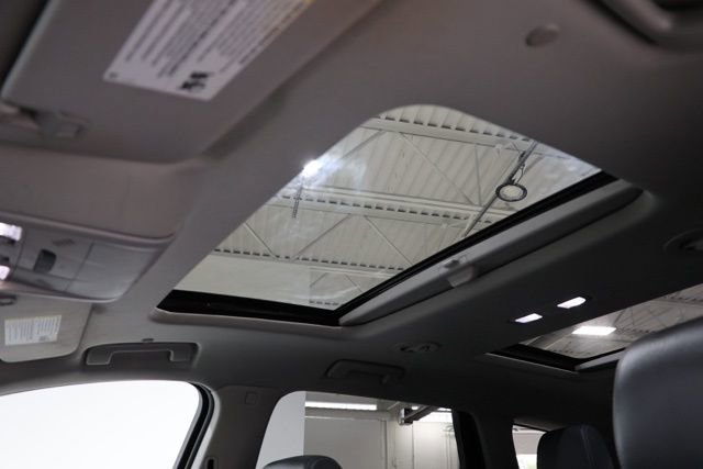 Used 2019 Buick Enclave Essence image 28