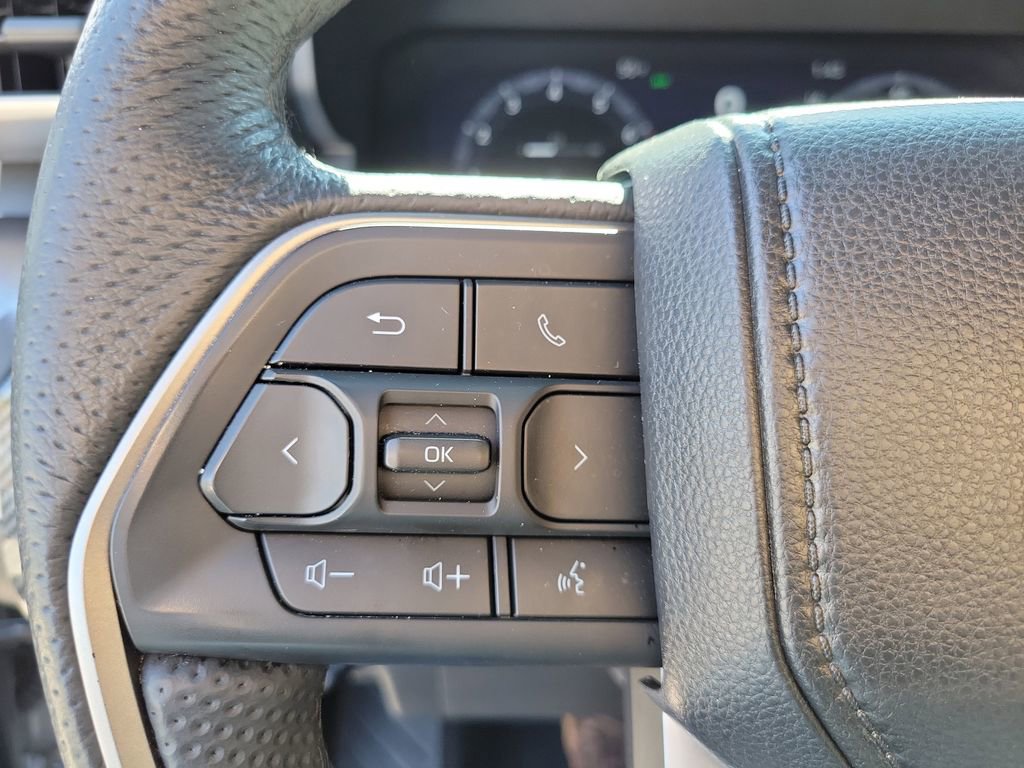 Used 2024 Toyota Tacoma TRD Off-Road image 20