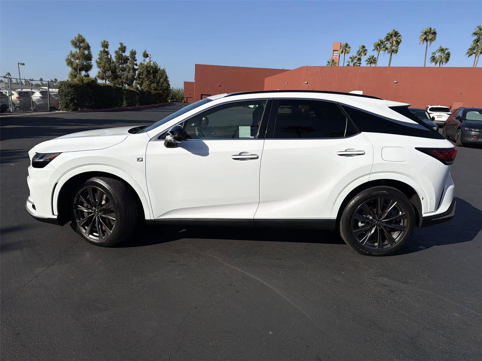 Used 2024 Lexus RX 350 F Sport w/ Convenience Package AWD/4WD image 3