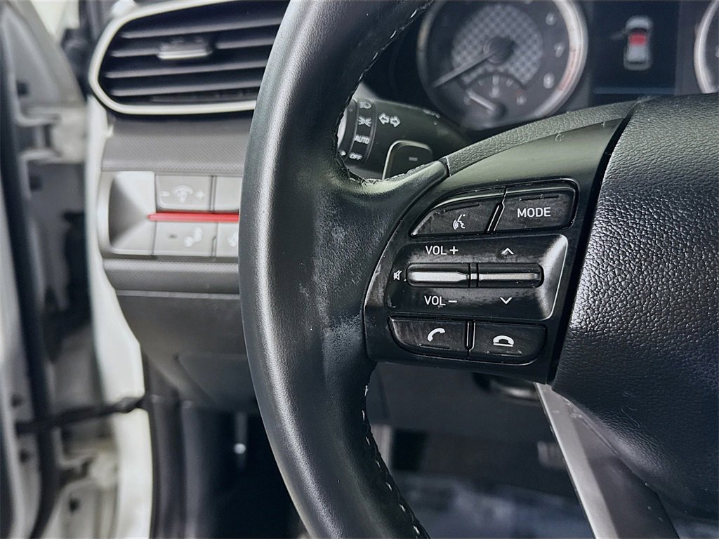 Used 2020 Hyundai Veloster 2.0 Premium image 22