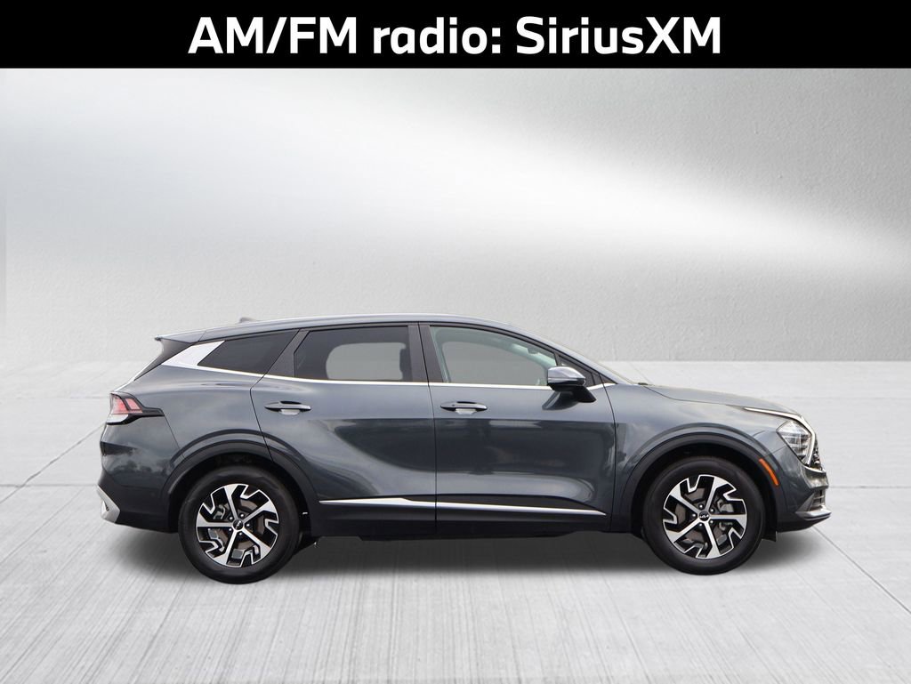 Used 2024 Kia Sportage EX image 5