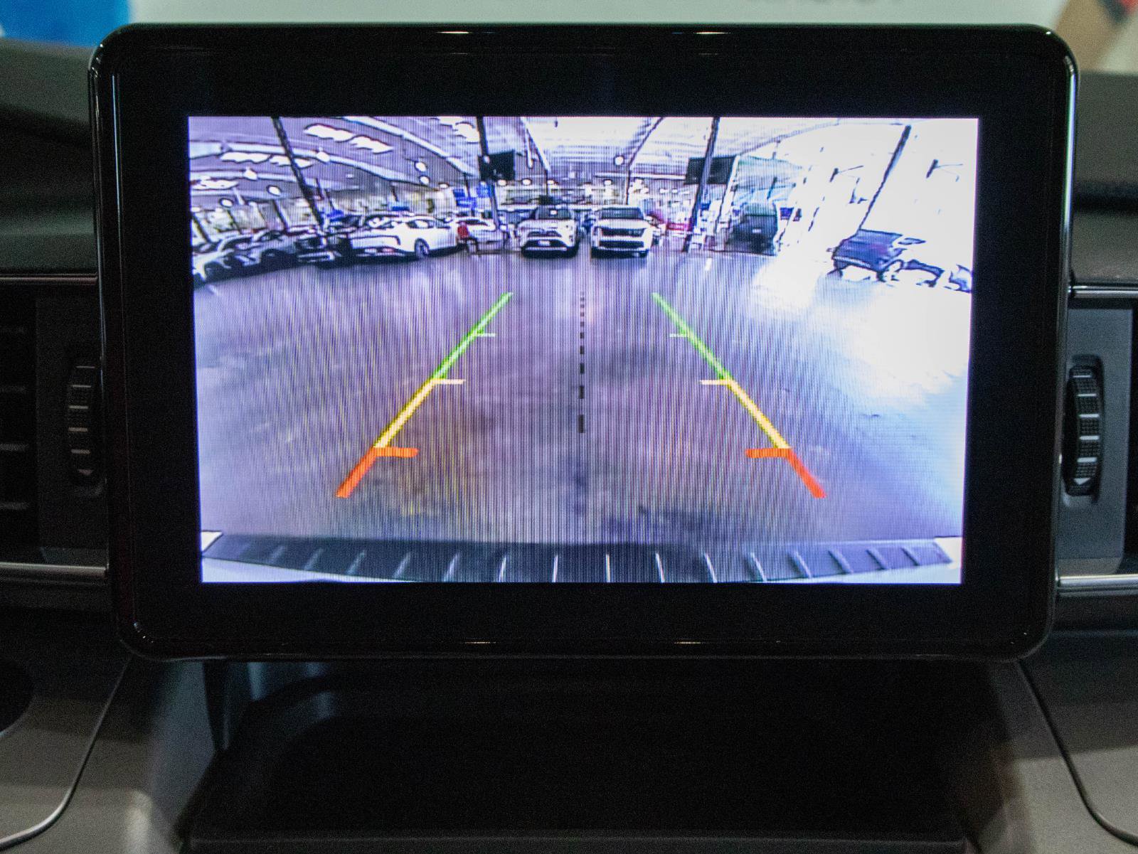 Used 2023 Ford Explorer XLT w/ Equipment Group 202A image 7