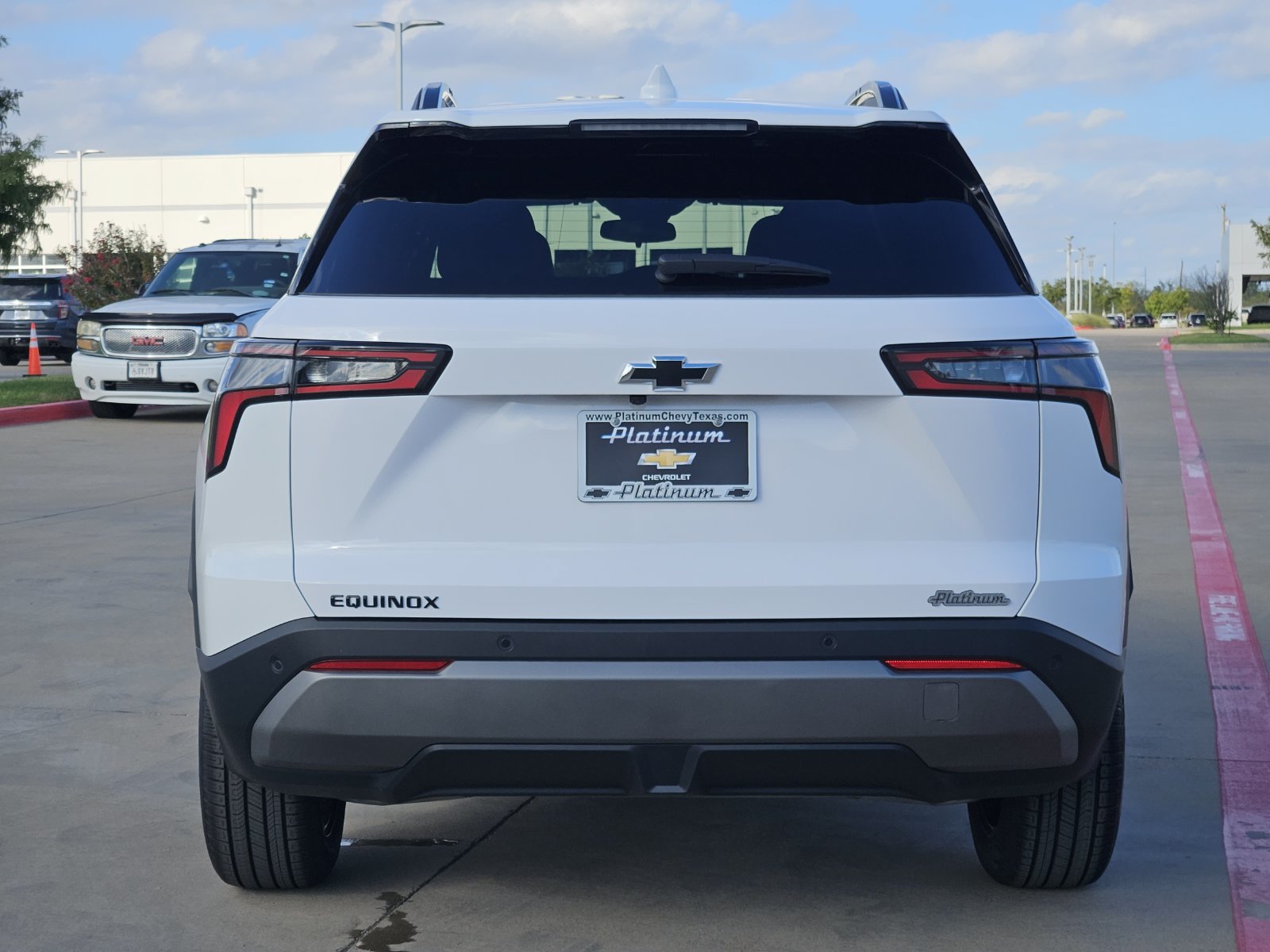 New 2027 Chevrolet Equinox LT w/ Convenience Package II FWD image 8