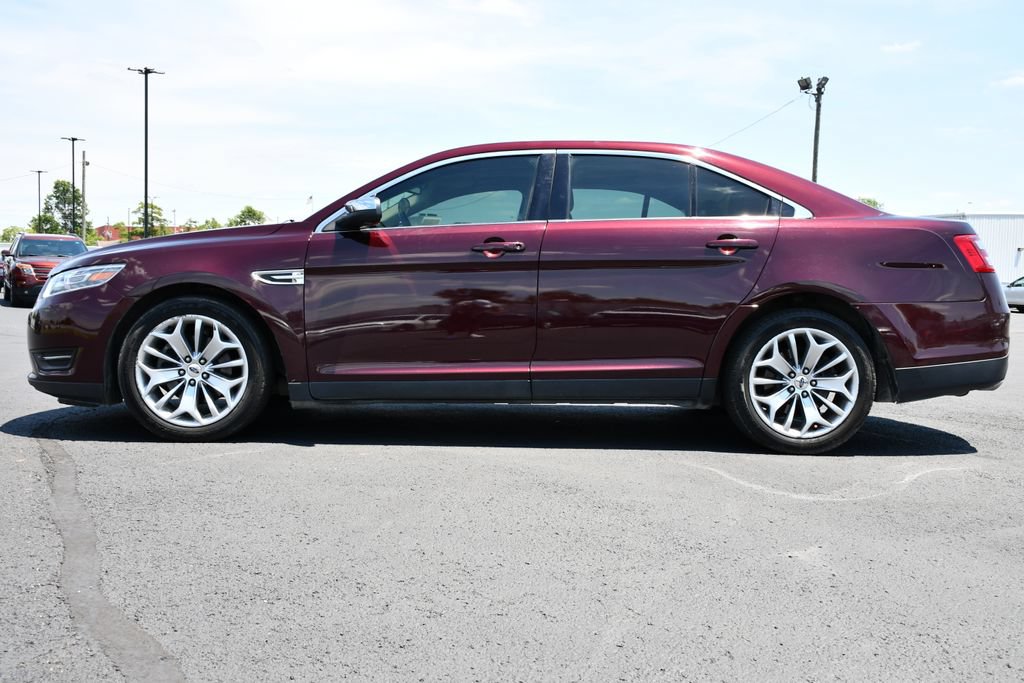 Used 2019 Ford Taurus Limited FWD image 4