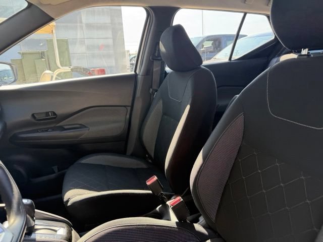 Used 2019 Nissan Kicks S FWD image 18