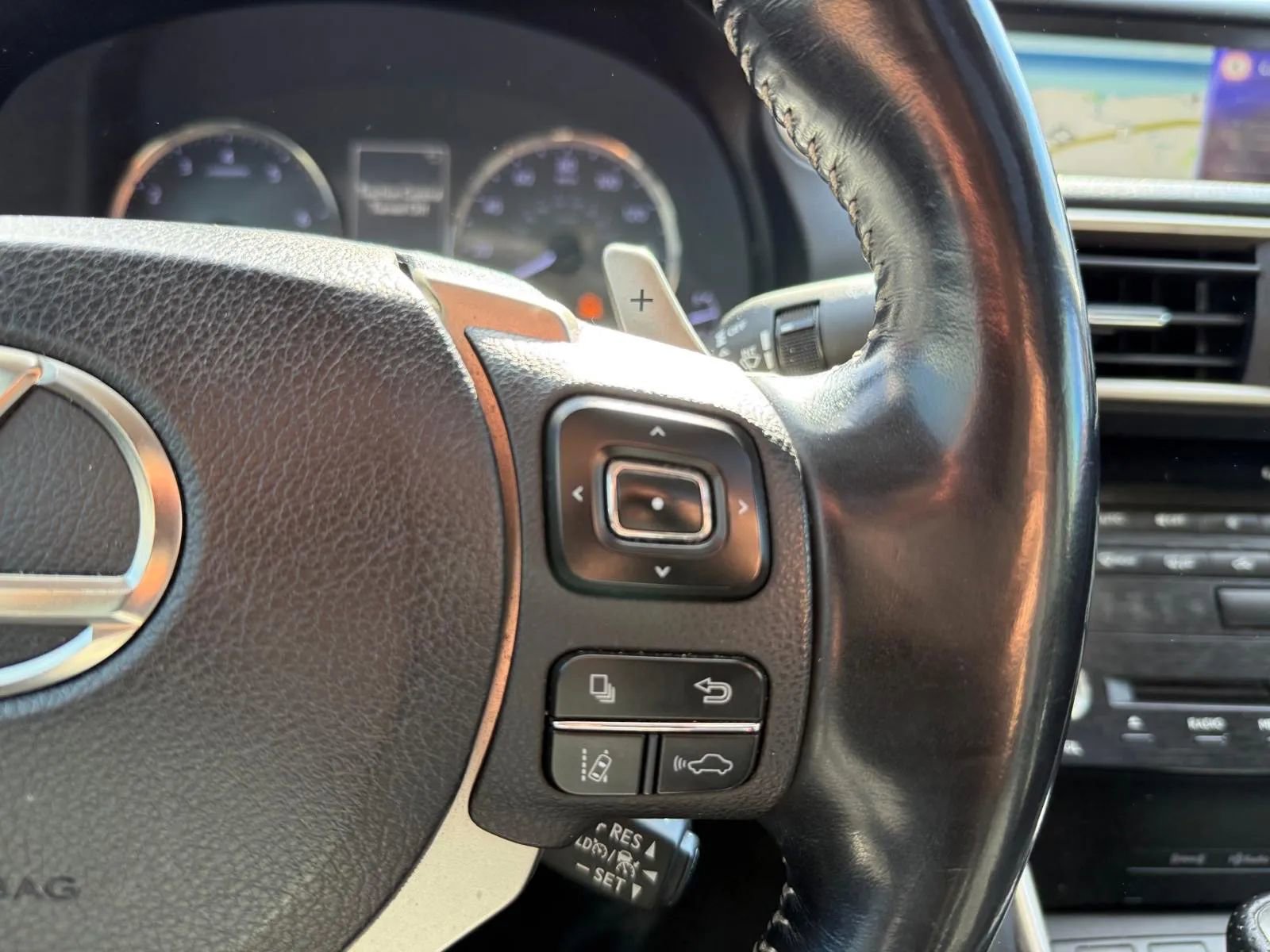 Used 2017 Lexus IS 300 AWD w/ Navigation System Package image 20
