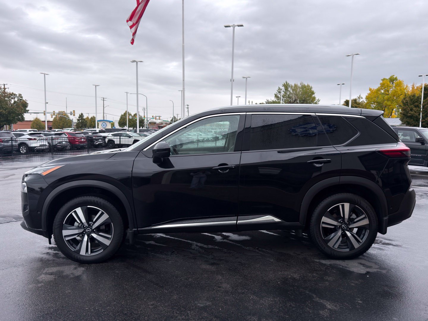 Used 2023 Nissan Rogue SL w/ SL Premium Package AWD/4WD image 19