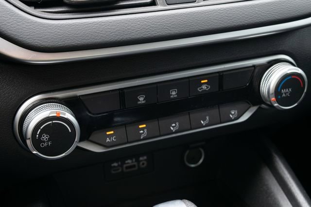 Used 2022 Nissan Altima 2.5 SV image 22