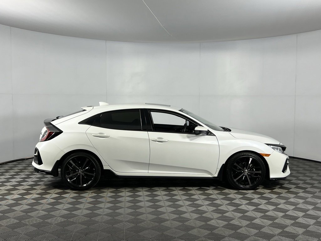 Used 2021 Honda Civic Sport Touring image 4