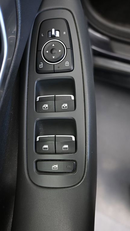 Used 2020 Hyundai Sonata SEL w/ Convenience Package image 24