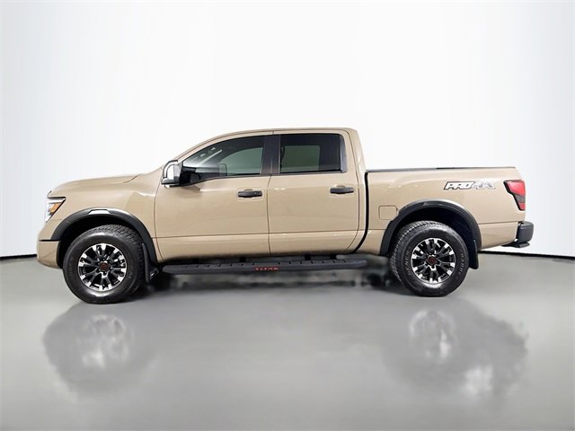 Used 2024 Nissan Titan PRO-4X w/ Pro-4x Convenience Package image 8