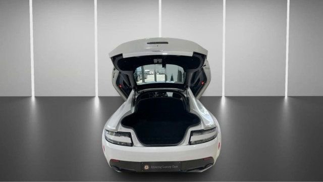 Used 2015 Aston Martin V8 Vantage GT image 8