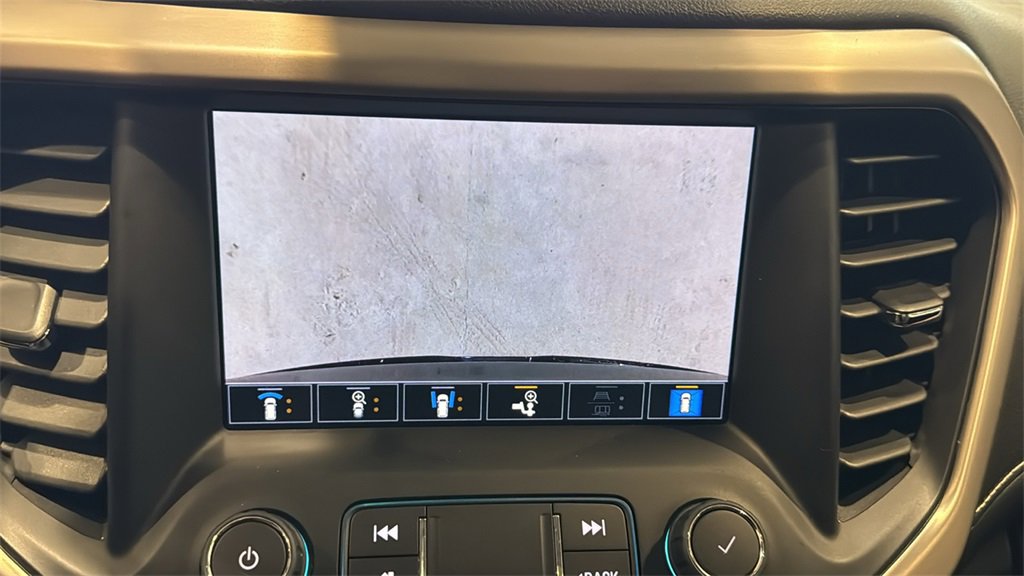 Used 2023 GMC Acadia Denali w/ Black Diamond Edition image 45