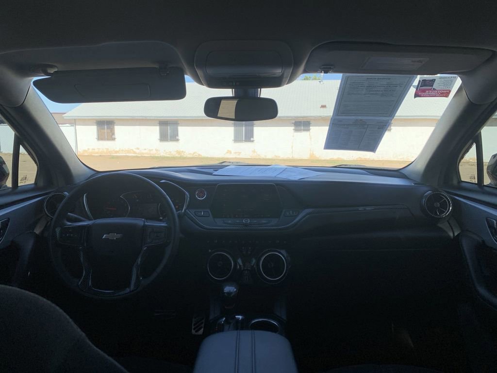 Used 2021 Chevrolet Blazer LT FWD image 8